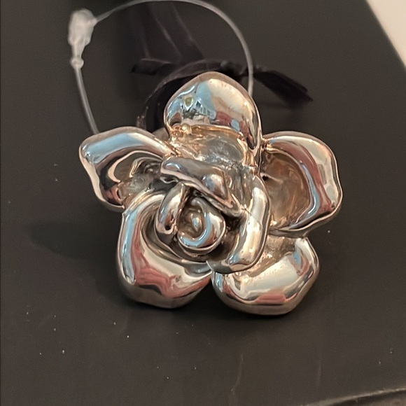 E&L OVERSIZED FLOWER STERLING SILVER RING MADE IN ISRAEL 2RINGS SIZES 7 AND 9 - Picture 7 of 8